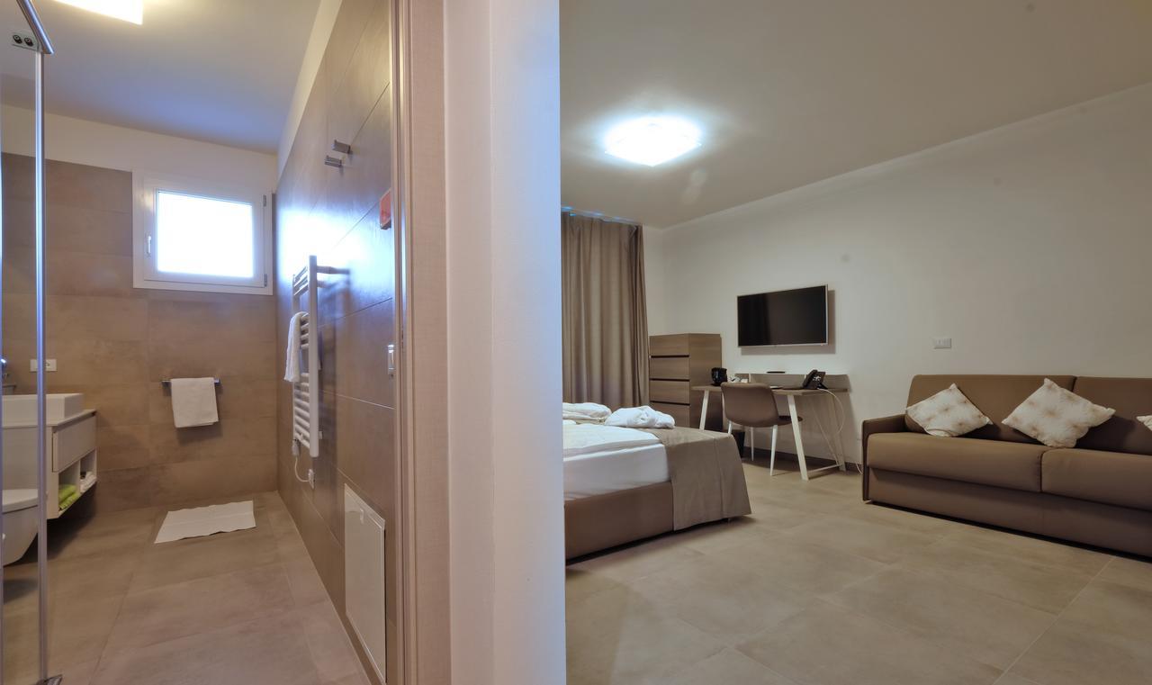 Relais Villa Clodia ลาซีเซ ภายนอก รูปภาพ